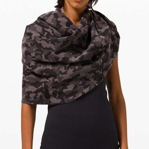 NWT Lululemon Vinyasa Scarf * Rulu